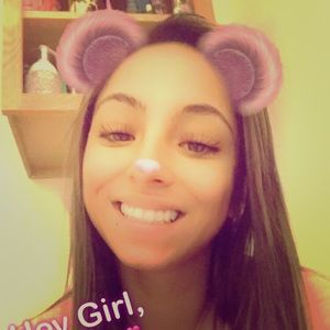 Meet your Posher, Natalie